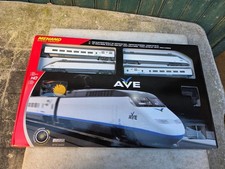 train électrique ho TGV ave