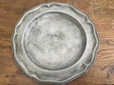 assiette ancienne en étain