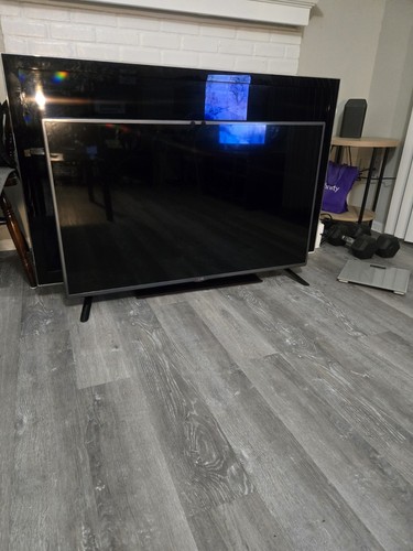 Samsung commercial led tv - 47',
