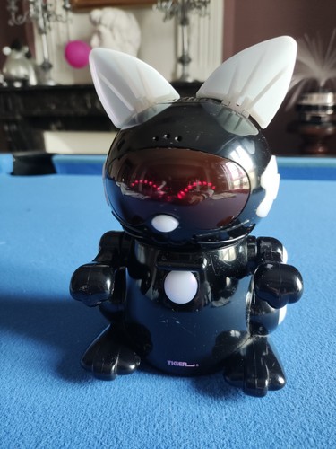 Robot chat meow - ​robot, meow-chi
