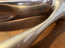 Chausse Pied Talon Design Manolo Blahnik En Fonte D'Aluminium