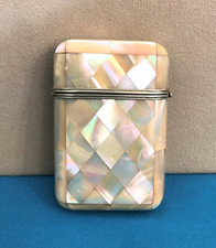 ancien étui à tablettes /