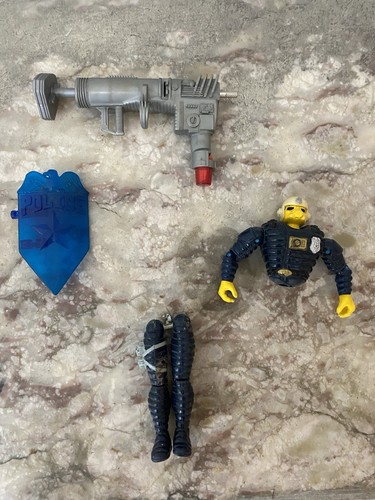 Cops crooks lot figurine - cops,