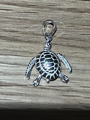Pendentif tortue 8cm x - 1,8cm,