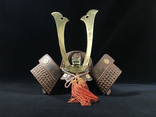 N0262 casque samurai - casque,