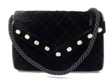 VINTAGE SAC A MAIN CHANEL STRASS VELOURS MATELASSE NOIR BANDOULIERE PURSE 4200€
