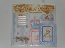 kit scrapbooking (2 cartes,3 feuilles,5 rubans,8 étiquettes) ; thème:naissance