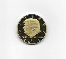 RARE / MEDAILLE - DONALD TRUMP : PRESIDENT USA AMERIQUE - DOREE GOLD MEDAL 