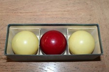 3 boules de billard Français Chevillotte Orléans les billes laguide "ML" boite