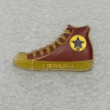 Pin's-CONVERSE-Mode-Vetement