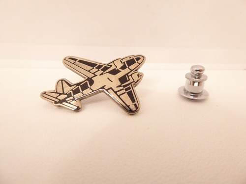 Pin pins badge avion - pin's, /