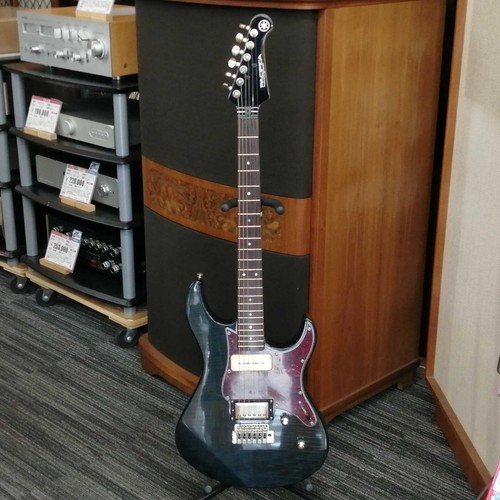 Guitare électrique yamaha - guitare,