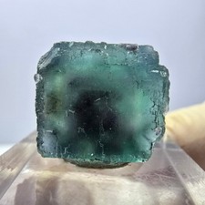 Cube de fluorite fantôme