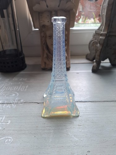 Flacon parfum tour - de,