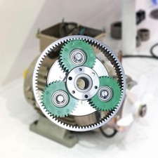 Embrayage à moteur à vélo