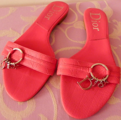 Jolies chaussures plates - jolies,