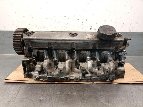 8251394 culasse volvo - 8251394, v40