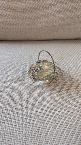 Petite miniature ancienne - , en