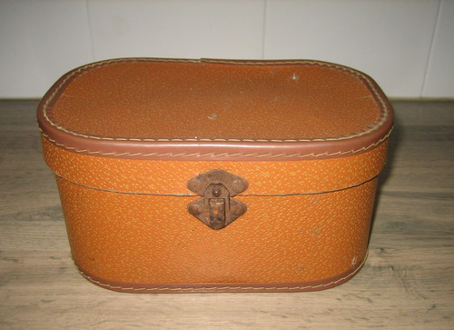 Ancienne boite mallette - ancienne, en