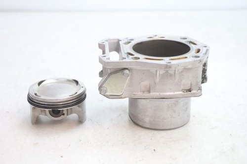 Cylindre piston arriere - cylindre,