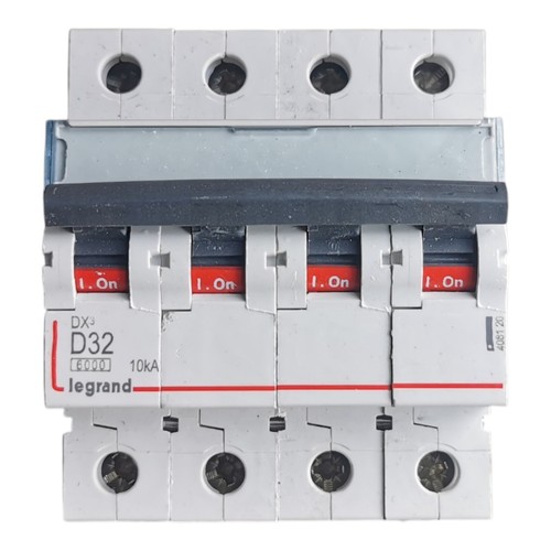 Disjoncteur vis d32 - disjoncteur,