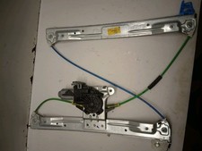 MECANISME+MOTEUR LEVE-GLACE AV