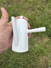 Adorable Petite Verseuse Ou Chocolatière Porcelaine En Porcelaine 