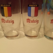 MUTZIG   Bière   12  verres