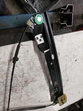 Leve vitre electrique avant droit FORD FOCUS 3 PHASE 1 BREAK 1847369