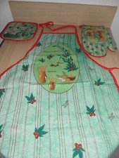 Ensemble 3 pièces décor provençal : tablier à bavette , maniaque, gant , neufs