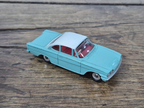 Voiture miniature ford - ford, capri