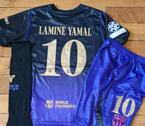 Equipement barcelona ans - 11,