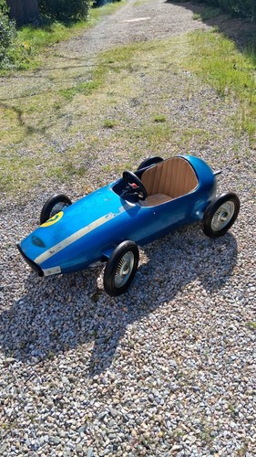 Voiture course bleu - bleu, a