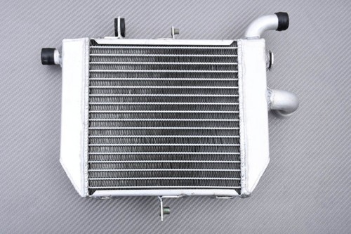 Radiateur eau inférieur - radiateur,