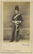 2 CDV 1866 Sergeï Levitski à St-Pétersbourg. Henry Standish avec bonnet à poil.