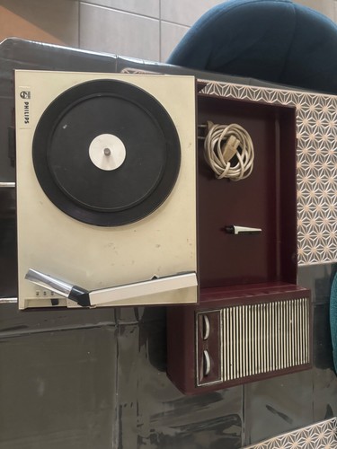 Tourne disque vintage - disque, et