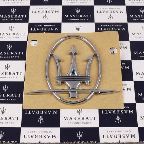 Maserati trident badge - rh,