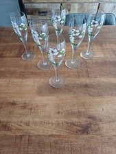 6   FLUTES A CHAMPAGNE PERRIER