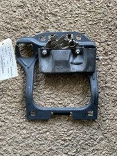 Serrure de capot PEUGEOT 208 1