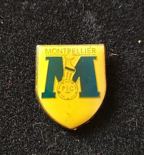 Rare pins football - pins,