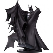 DC Direct Batman (Deluxe 2.0)
