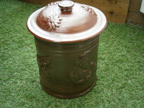 Ancien pot tabac objet du - a,