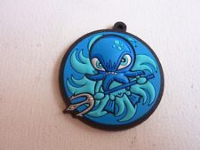 JOUET FIGURINE FIGURE BADGE PENDENTIF COLLIER MEDUSE PVC COLOR POWER INOXCROM