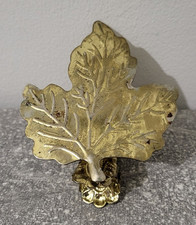 PINCE A RIDEAUX EN METAL DORÉ