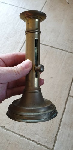 Bougeoir poussoir louis - bougeoir, a