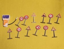 panneaux de signalisation  et