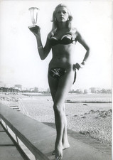 Le maillot de bain Coquilline à Cannes Vintage silver Print Tirage argentique 