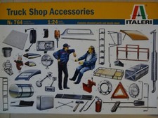 Maquette 1/24 Italeri Ref 764 Truck Shop Accessories (sans décalques)