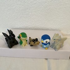 LOT FIGURINES FINGER PUPPET