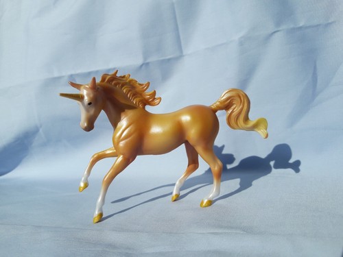 Breyer stablemate horse - horse, crazy